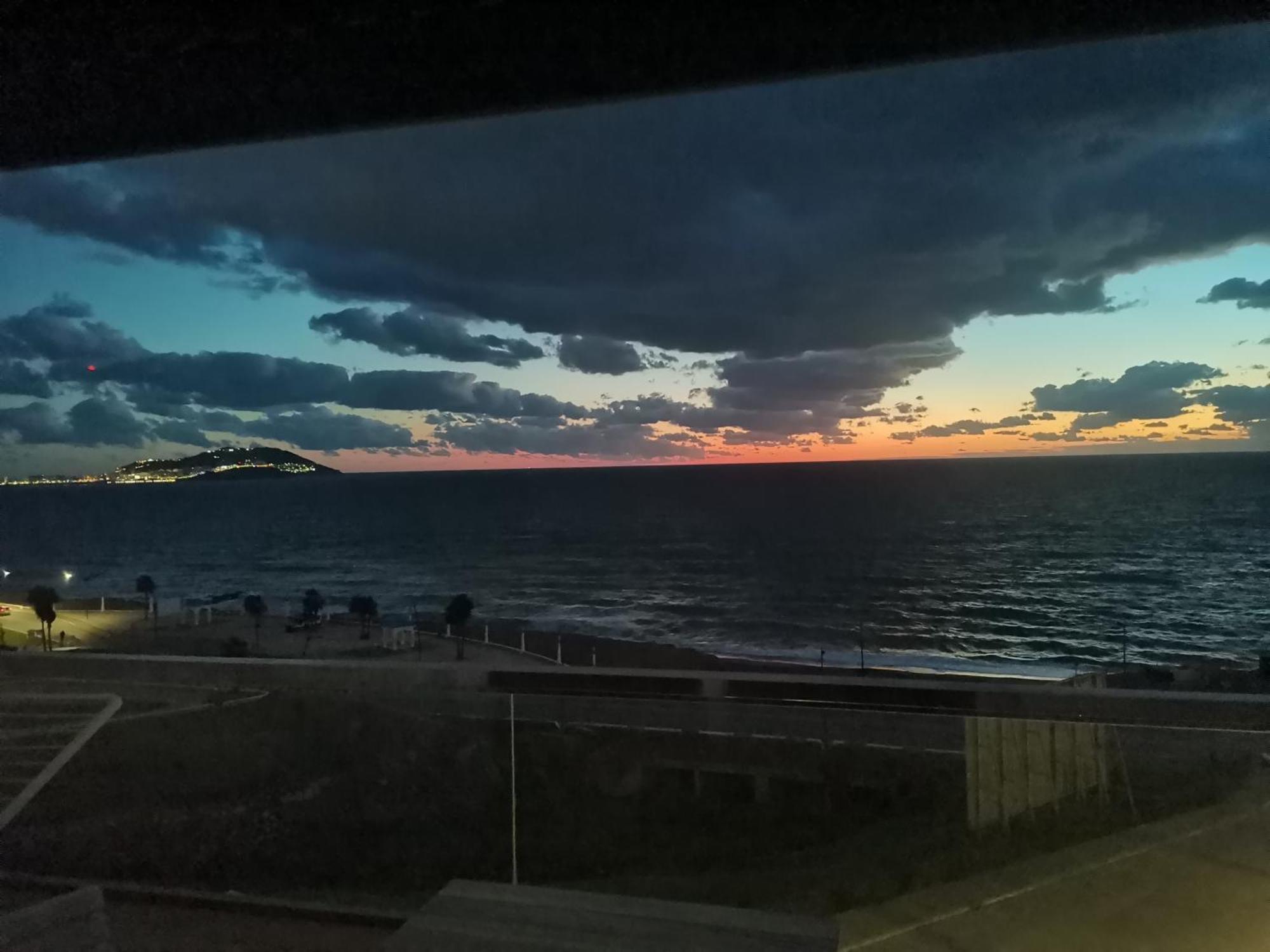 Appartf3 Vue Panoramique Sur Mer Residence Vista Del Mar フニデク エクステリア 写真